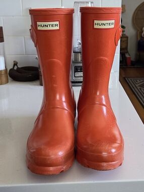 Red/Orange Hunter Mid-Calf Gloss Rain Boots